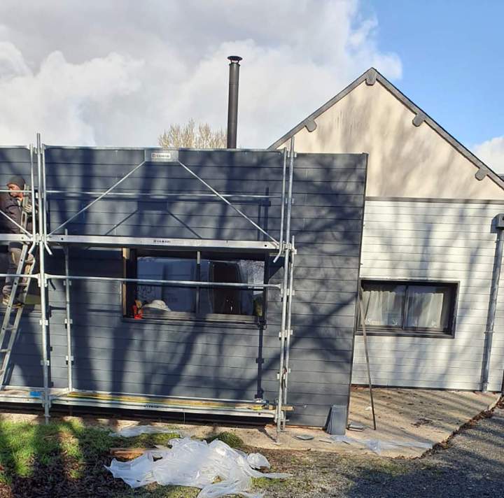 Pose de bardage esthétique et isolant.